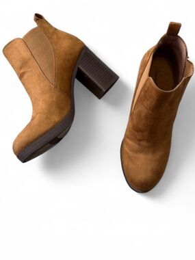 American Eagle Chestnut Faux Suede Chelsea Ankle Boots, Women's Size 8